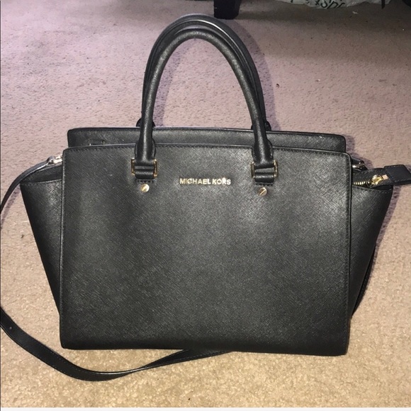 Michael Kors Handbags - Michael Kors Selma Bag!!!